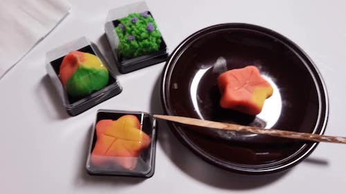 京都が誇る繊細な和菓子を自らの手で‼ フラワーデザイン京都